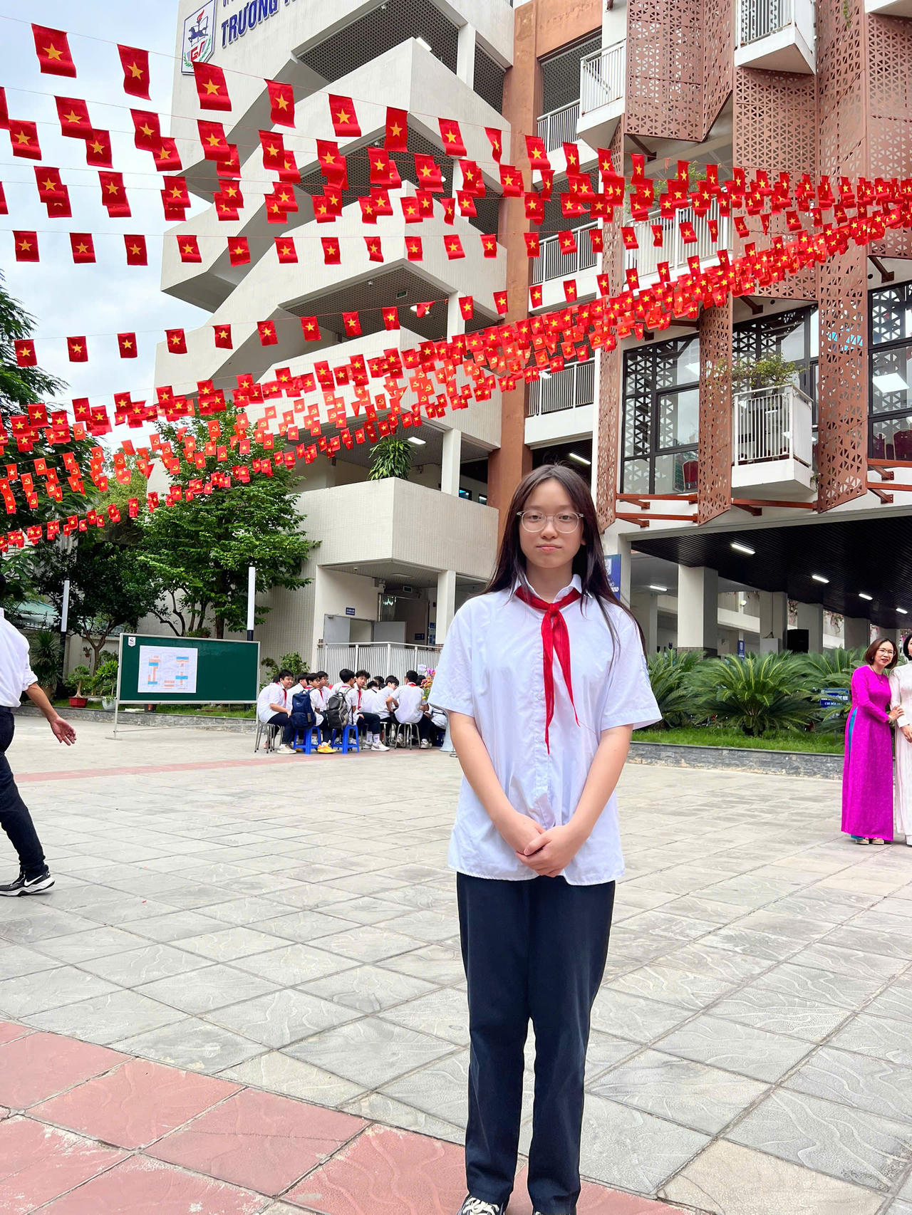 Em Phạm Khánh Chi (học sinh lớp 9), năm học cuối cấp mang theo nhiều mục tiêu lớn, đặc biệt là nguyện vọng thi đỗ vào lớp chuyên Lý. (Ảnh: Huyền Trang) 
