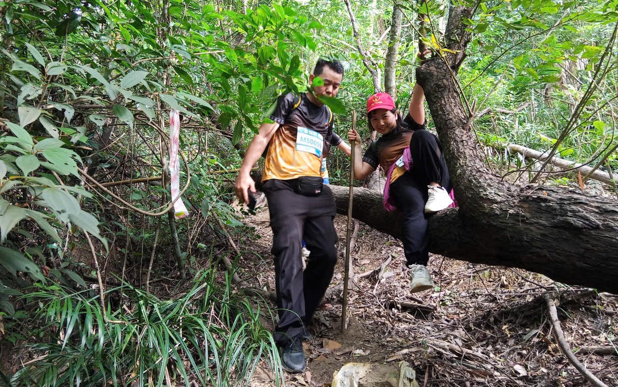 Hàng ngàn VĐV khám phá di sản và lan tỏa tinh hoa tại Yên Tử Ultra Trail