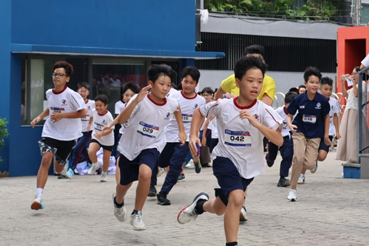 Chuỗi sự kiện tựu trường tại Hệ thống UKA: Gây quỹ từ đường chạy và lan tỏa "1.000 hành động xanh"