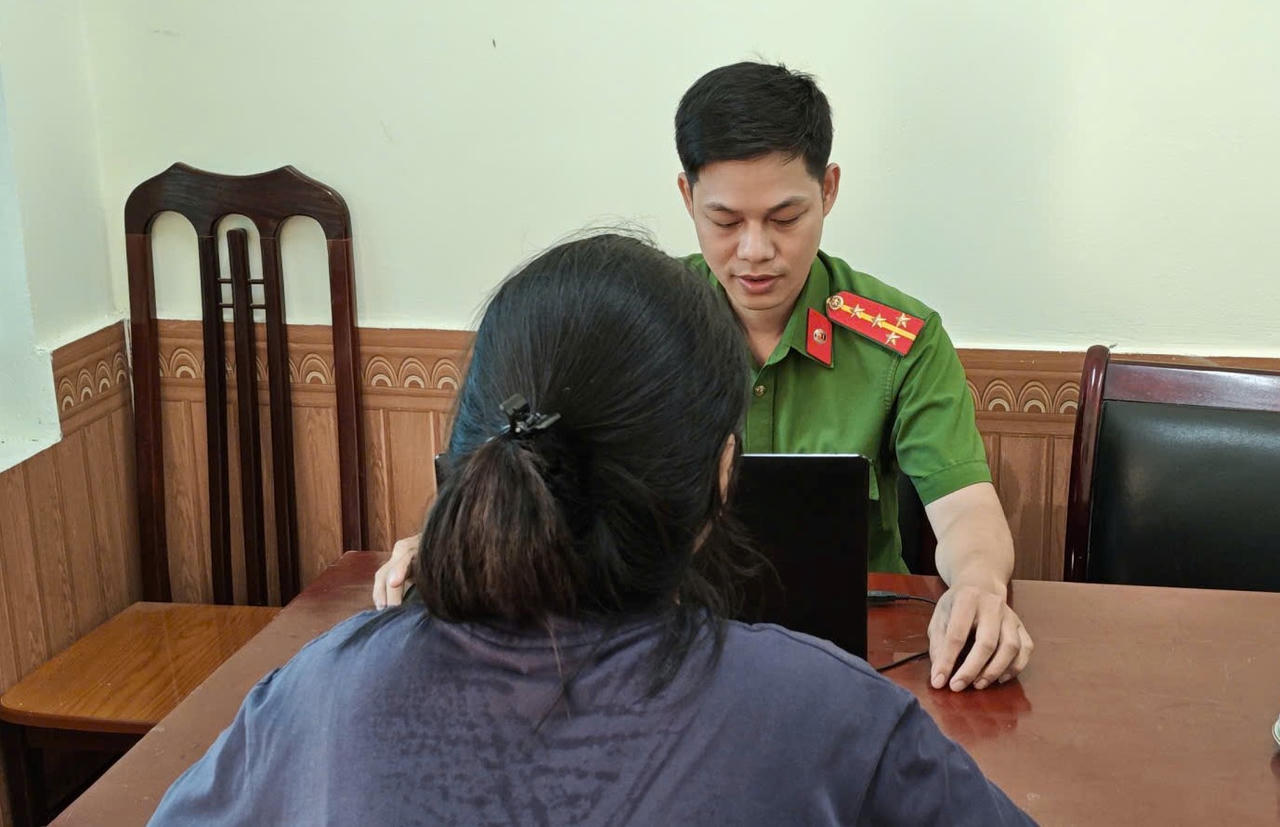 Xử phạt người phụ nữ xúc phạm danh dự người khác trên mạng xã hội Xử phạt người phụ nữ xúc phạm danh dự người khác trên mạng xã hội