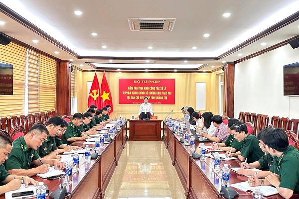 Bộ Tư pháp kiểm tra việc xử lý vi phạm IUU tại Quảng Trị