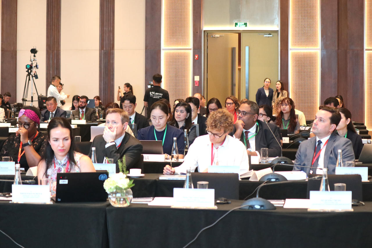 Phiên họp giữa kỳ lần thứ 10 Nhóm Công tác III trong khuôn khổ UNCITRAL diễn ra tại Ninh Bình