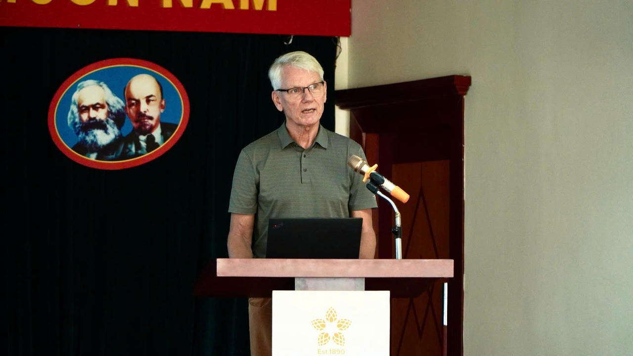 ông Jørgen Søndergård Hvid - Cố vấn dài hạn của Chương trình Hợp tác đối tác năng lượng Việt Nam - Đan Mạch