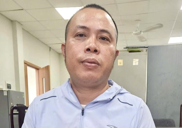 Đối tượng bị INTERPOL truy nã đặc biệt nguy hiểm đã ra đầu thú