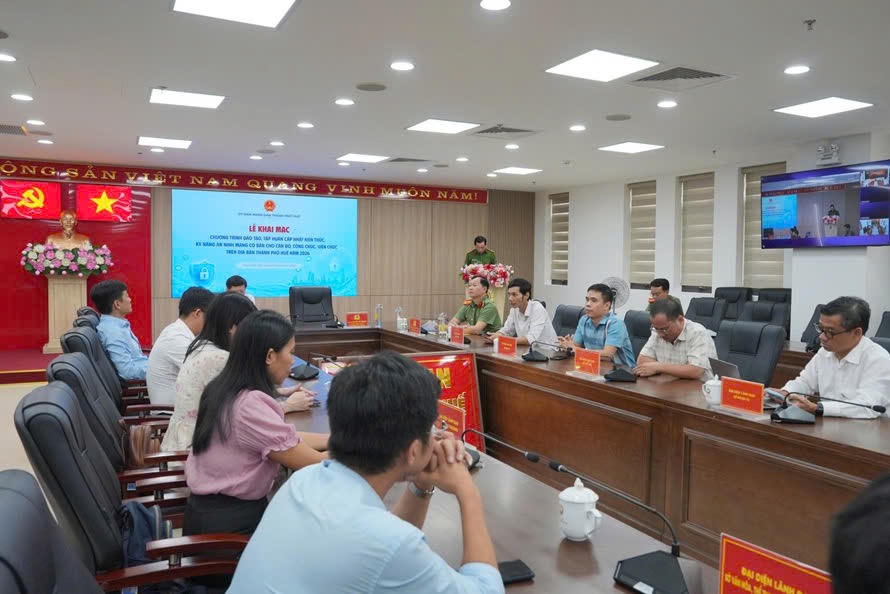 Trang bị kỹ năng an ninh mạng cho cán bộ, công chức, viên chức tại TP Huế