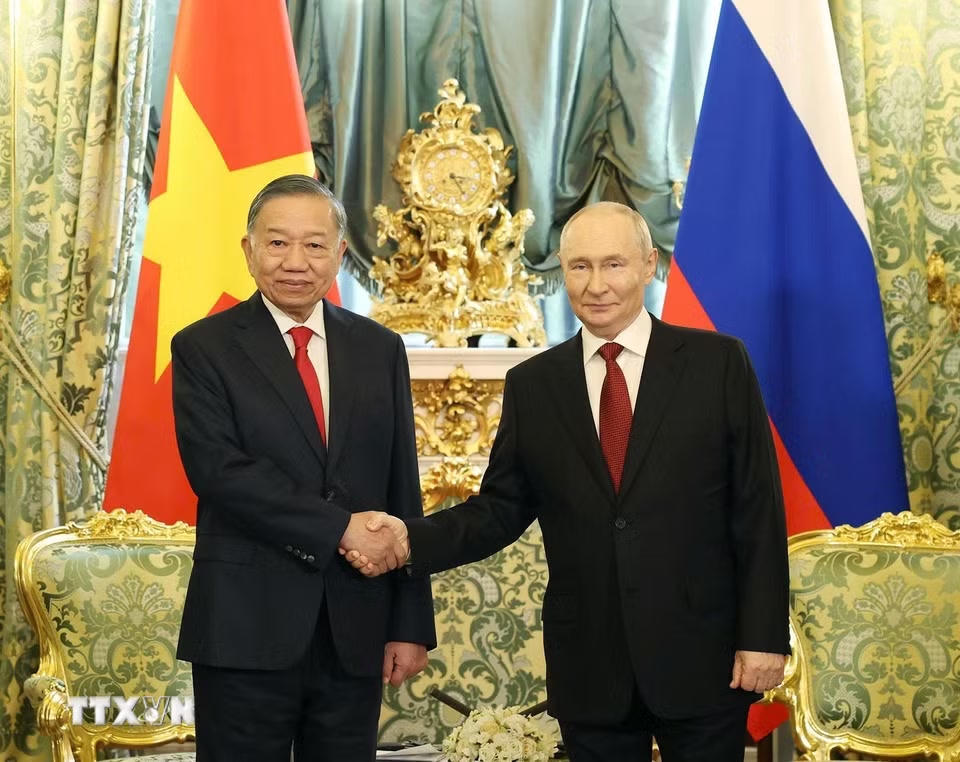 Tổng thống Nga Putin chủ trì Lễ đón Tổng Bí thư, Chủ tịch nước Tô Lâm cùng Phu nhân- Ảnh 4.