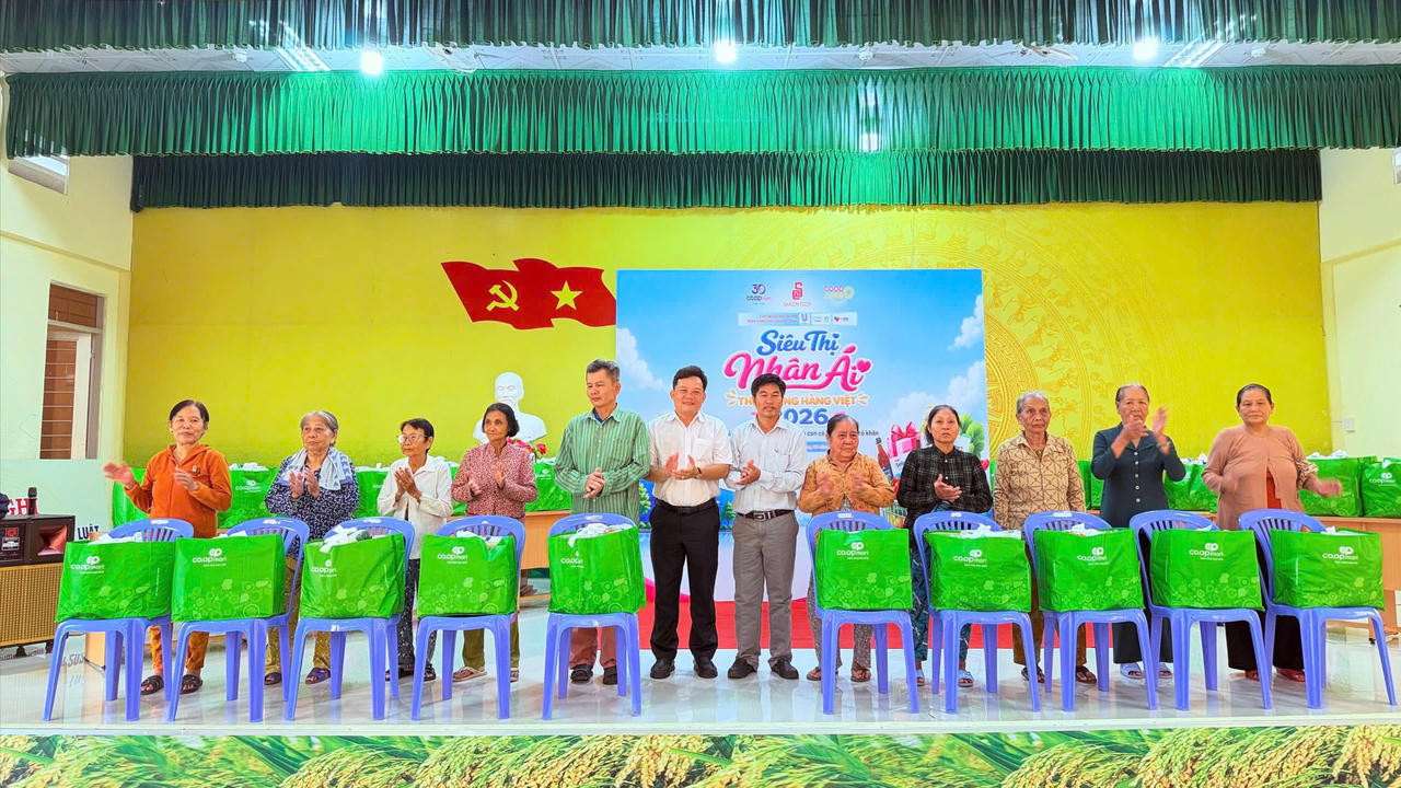 Saigon Co.op mang “Siêu thị 0 đồng” đến hơn 3.500 người dân khó khăn