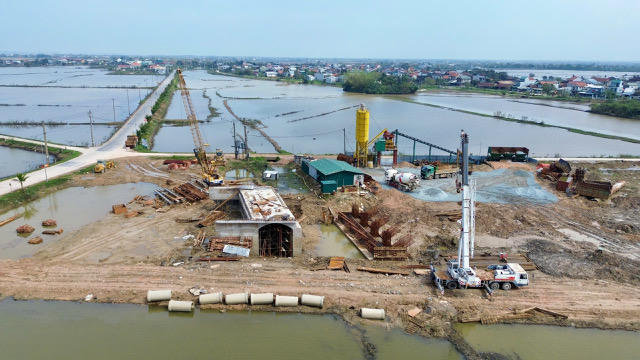 DA đường Tố Hữu nối dài đi sân bay Phú Bài hiện đang chậm tiến độ.