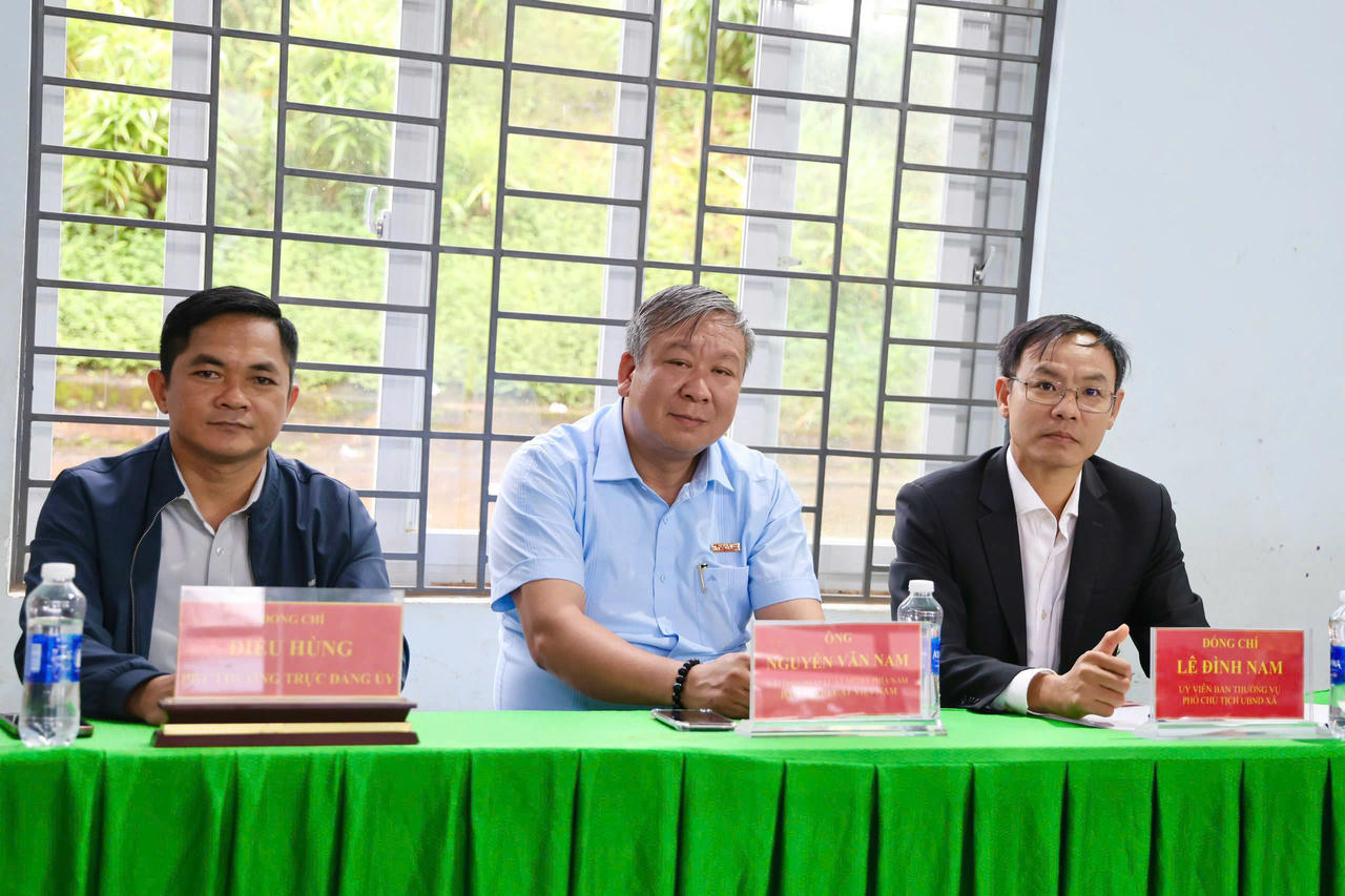 Khởi động Cuộc thi tìm hiểu Luật về ATGT học đường tại xã Tuy Đức, tỉnh Lâm Đồng