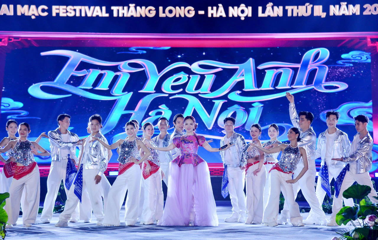 Khai mạc Festival Thăng Long - Hà Nội lần thứ II: Định vị thương hiệu Hà Nội là điểm đến "Văn hiến - Bản sắc - Sáng tạo - Hội nhập"