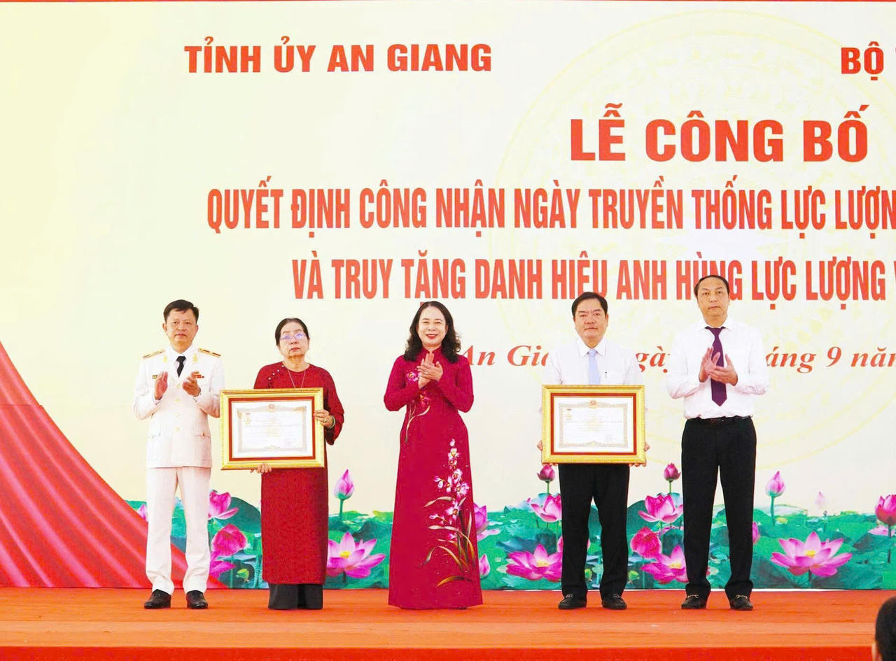 Công bố Ngày truyền thống của Lực lượng vũ trang tỉnh An Giang