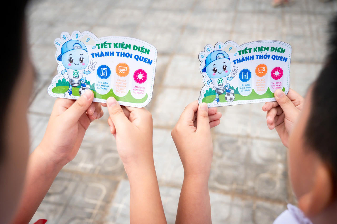 Tuyên truyền tiết kiệm năng lượng cho học sinh tiểu học