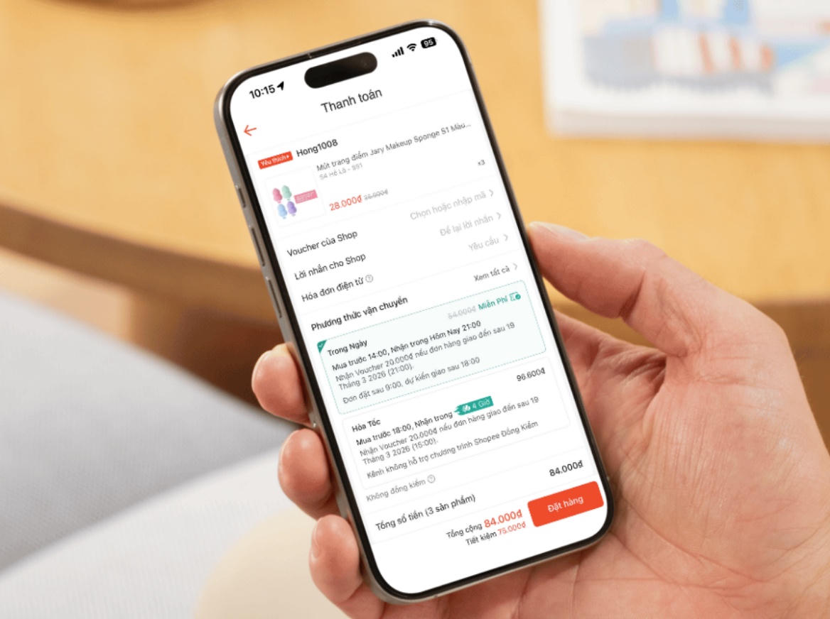 Shopee không thu thêm bất kỳ khoản phí nào ngoài số tiền Tổng thanh toán được hiển thị trên trang Thanh toán hoặc Thông tin đơn hàng.