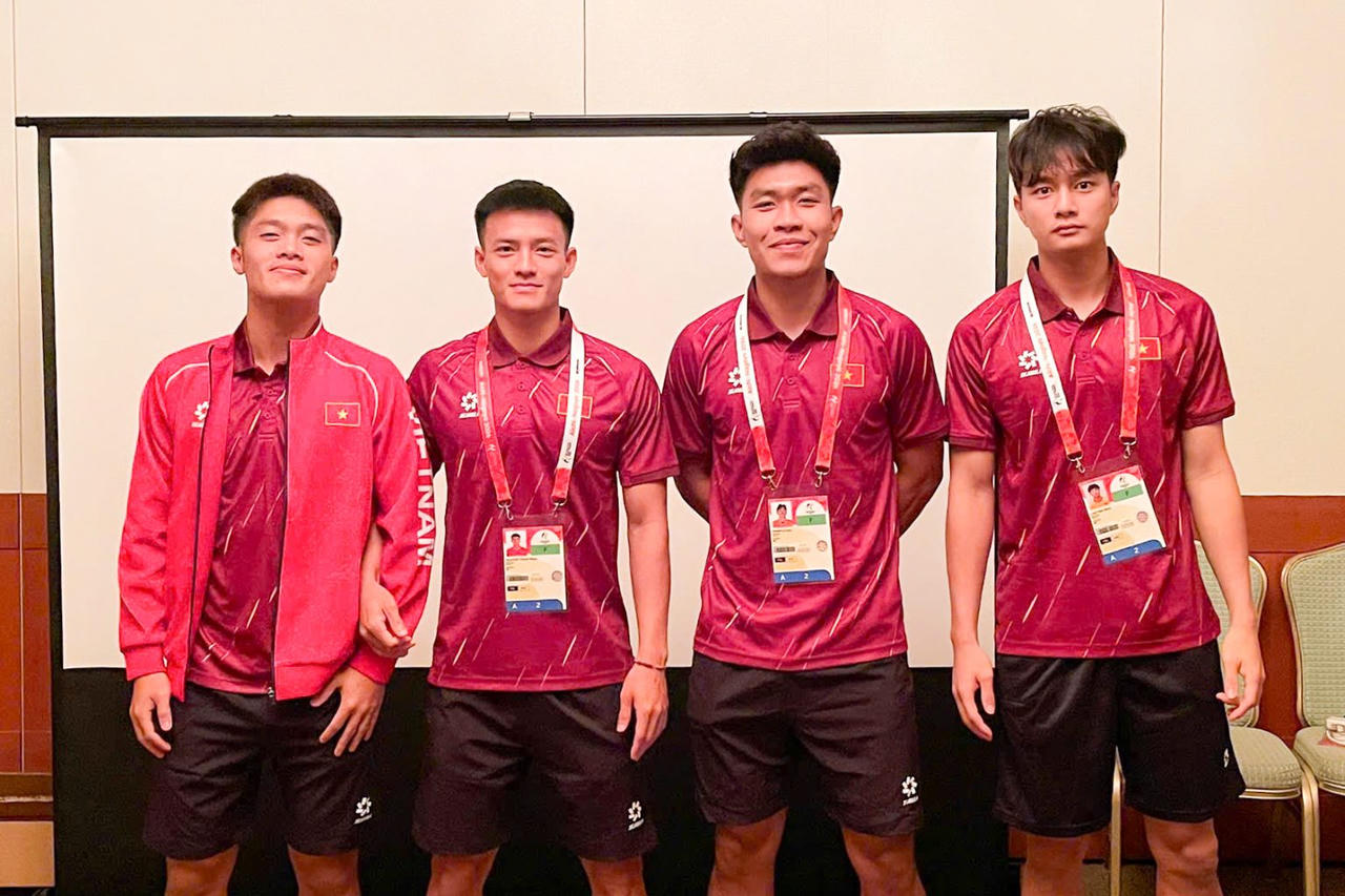 Ban cán sự U23 Việt Nam tham dự ASIAD 2026 (Ảnh VFF)