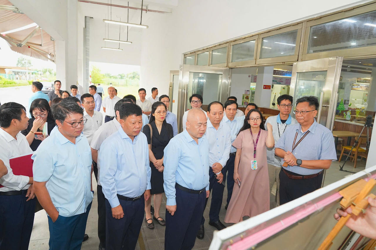 Lãnh đạo Hải Phòng thăm dự án 1.632 căn hộ nhà ở công nhân
