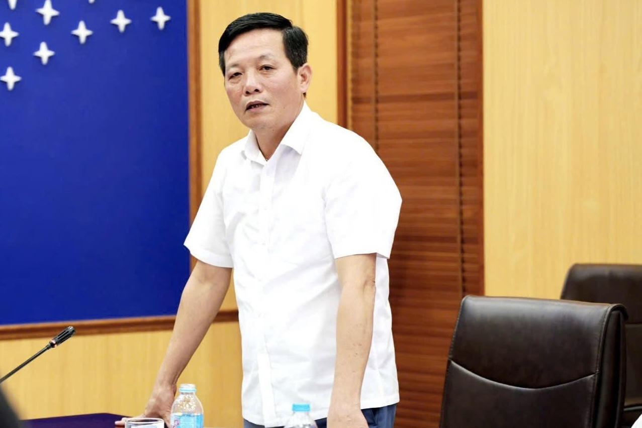 Ông Trương Công Diệm - Bí thư Đảng ủy, Giám đốc Công ty Điện lực Hưng Yên phát biểu (Ảnh: Vũ Hùng)