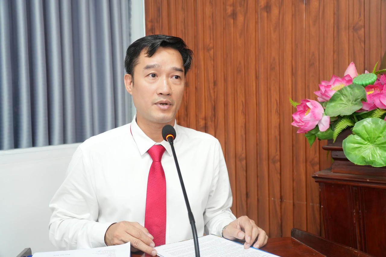 Ông Dương Văn Sơn: "Tôi sẽ cố gắng phát huy những hiểu biết về địa bàn để cùng tập thể Phòng Kinh tế tham mưu sát thực tiễn, góp phần tháo gỡ các điểm nghẽn và tạo điều kiện cho địa phương phát triển.” (Ảnh xã Chân Mây - Lăng Cô)