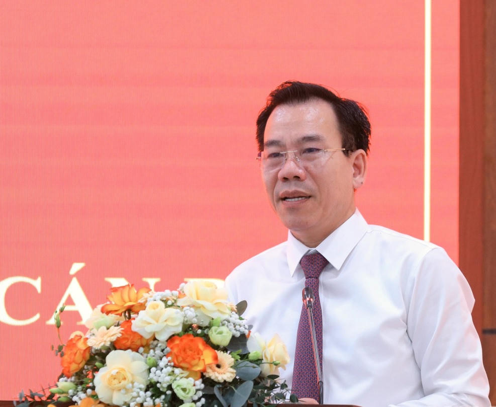 Ông Dương Đức Huy phát biểu nhận nhiệm vụ (Ảnh: Báo Lào Cai).