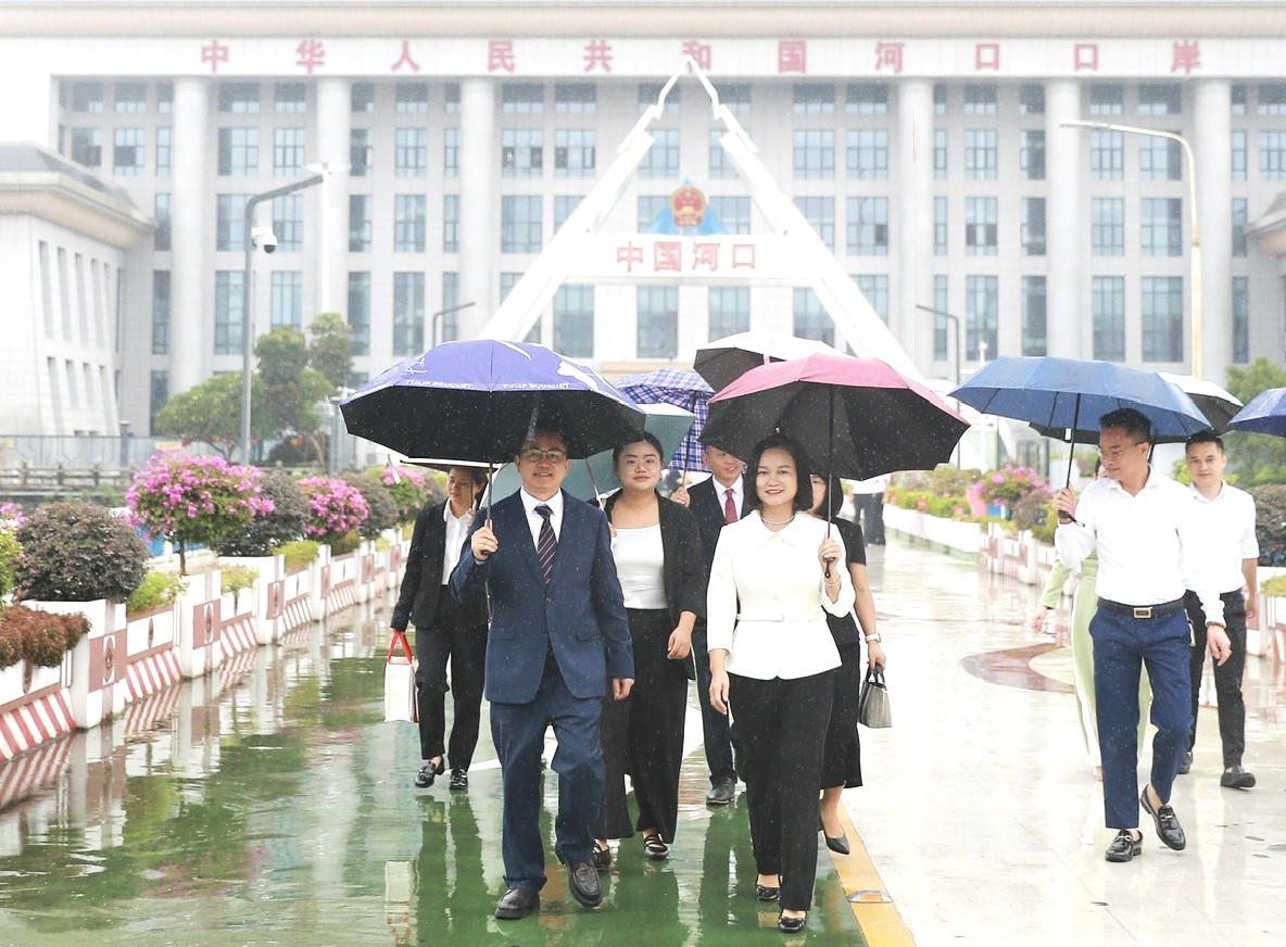 Lào Cai - Hà Khẩu tăng cường trao đổi, mở rộng hợp tác phát triển