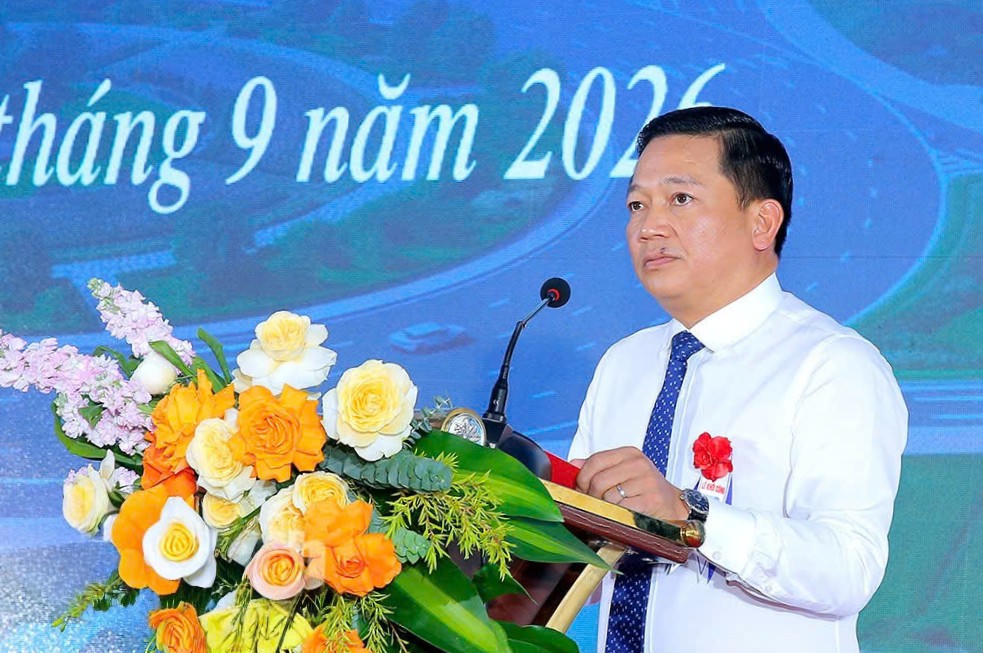 Ông Nguyễn Cao Sơn, Phó Chủ tịch UBND tỉnh Ninh Bình phát biểu tại buổi lễ (Ảnh: Anh Tuấn)