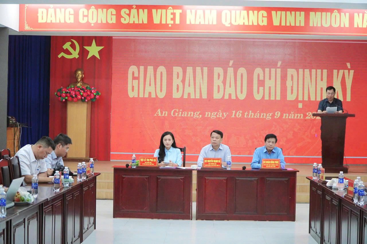 Quang cảnh hội nghị giao ban tháng 9/2026. Ảnh: Khánh Thùy