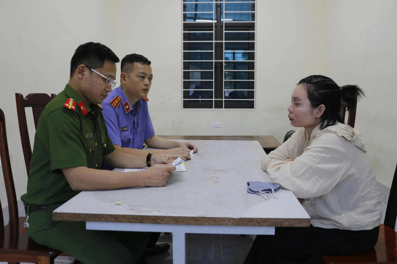 'Nữ quái' ở Nghệ An dựng giao dịch giả, chiếm đoạt gần 20 tỷ đồng của người mua bán đất
