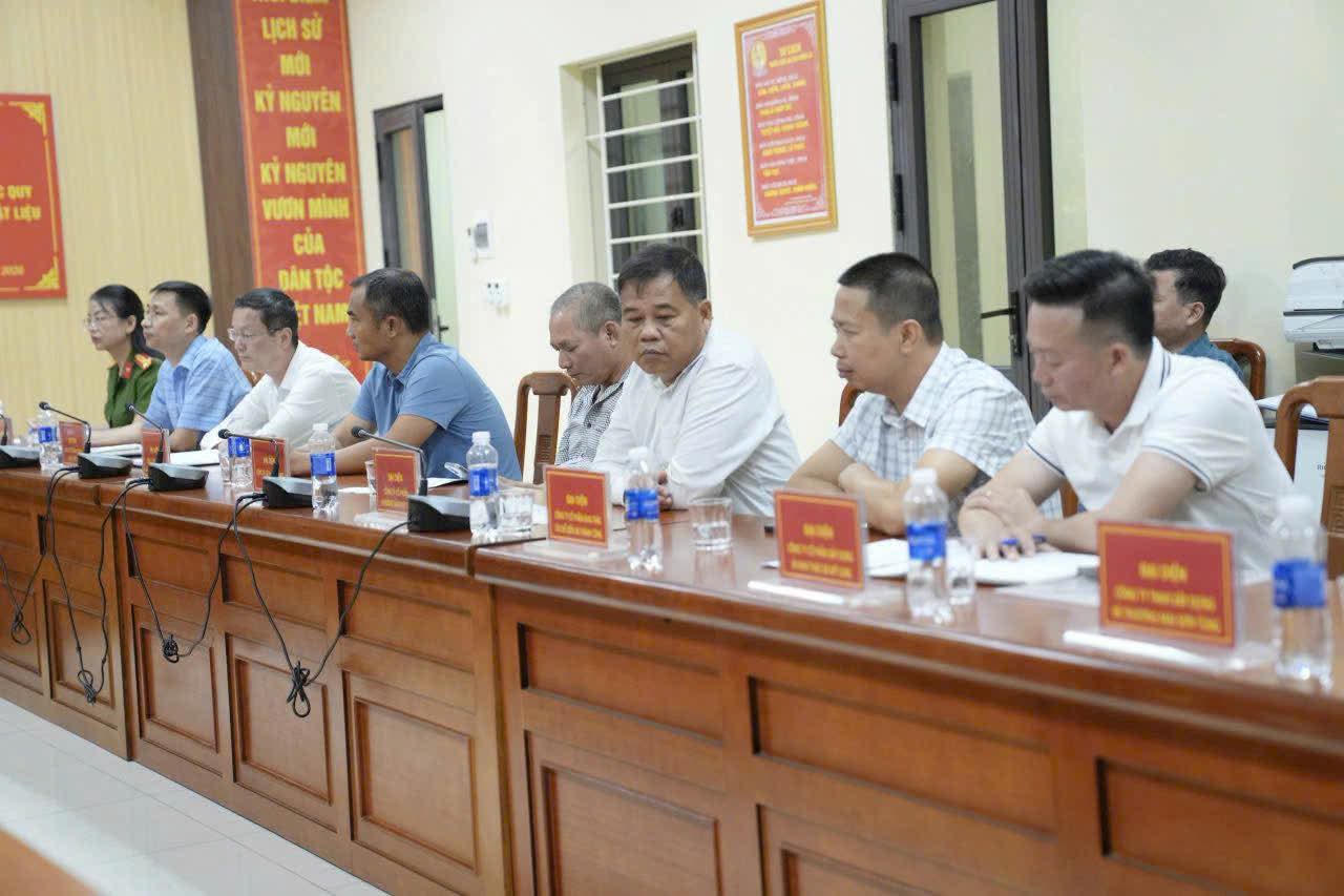 Đợt thanh tra được thực hiện đối với 12 cơ sở, doanh nghiệp kinh doanh, sử dụng vật liệu nổ công nghiệp. Ảnh: Công an tỉnh Phú Thọ 