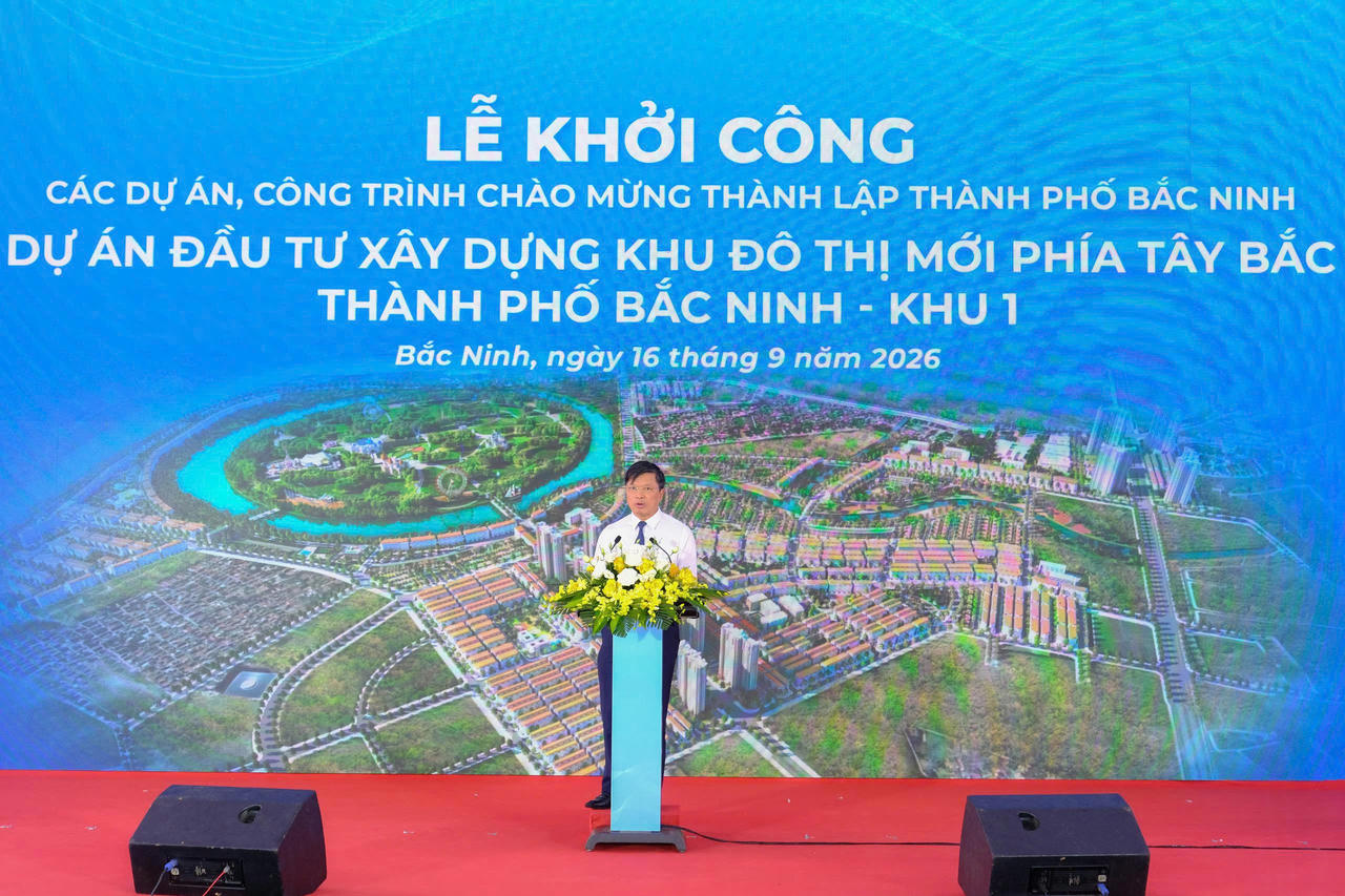 Ông Đào Quang Khải - Phó Chủ tịch UBND tỉnh Bắc Ninh phát biểu tại buổi lễ.