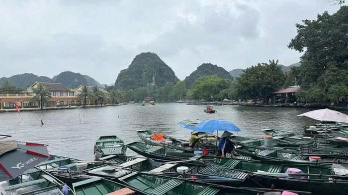 Ninh Bình tạm dừng một số điểm tham quan do mưa lũ