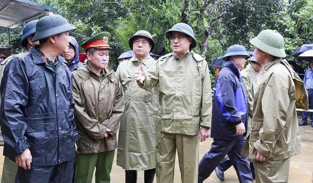 Phú Thọ: Mưa lớn gây sạt lở, 3 người trong một gia đình tử vong