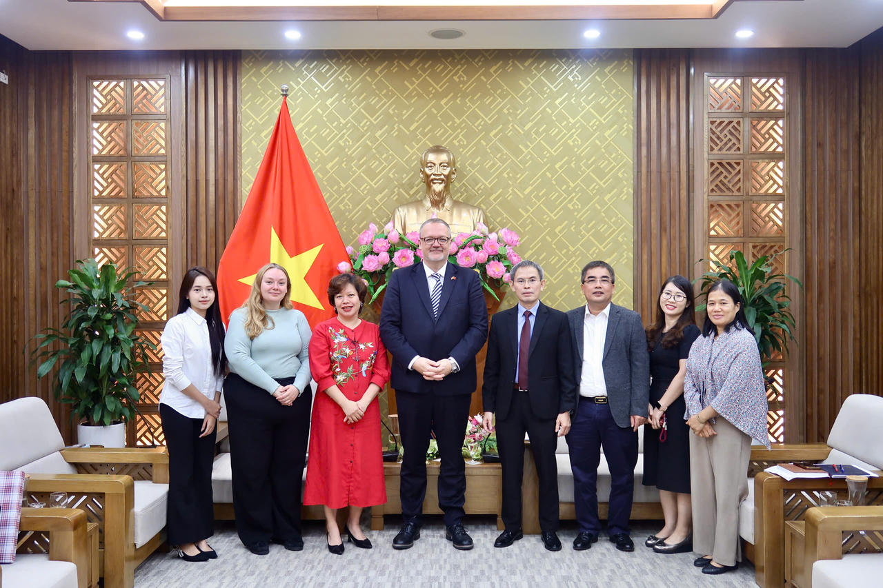 Tăng cường hợp tác trọng tài thương mại quốc tế giữa Việt Nam và Vương quốc Anh