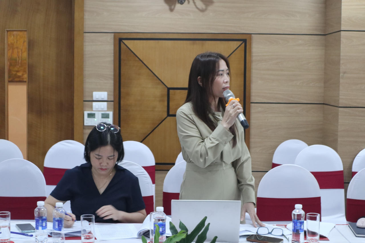 Hội thảo lấy ý kiến hoàn thiện pháp luật và các giải pháp ứng dụng trong phổ biến giáo dục pháp luật