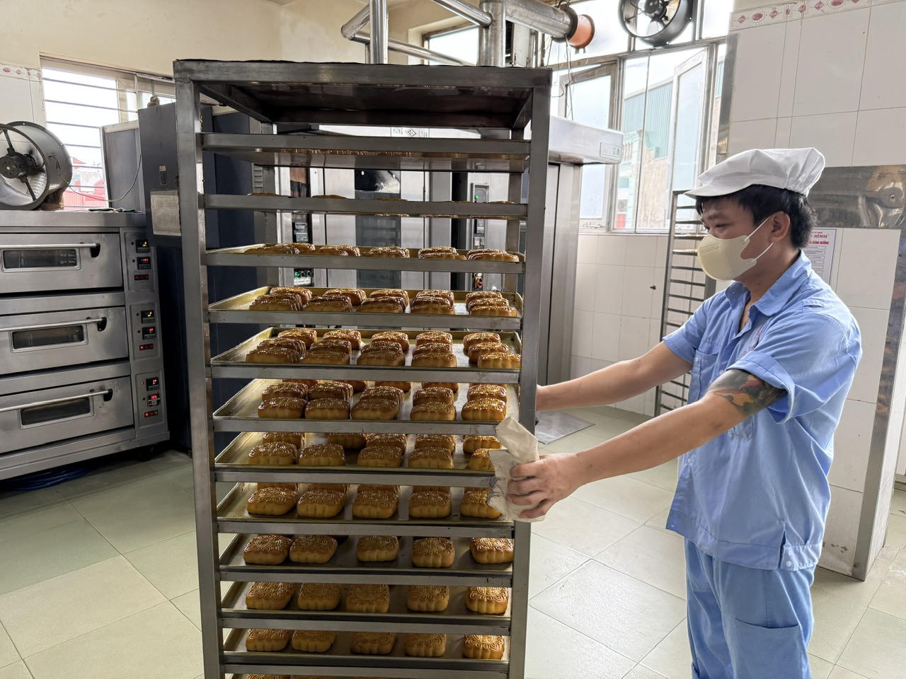 Hữu Bình là thương hiệu bánh trung thu lâu năm và nổi tiếng tại phía Tây TP Hải Phòng (Ảnh: Công ty TNHH Hữu Bình)