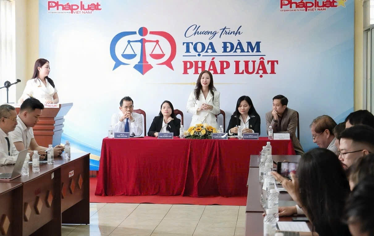 Bảo vệ quyền lợi người tiêu dùng trên không gian mạng: Siết chặt trách nhiệm pháp lý và chuẩn hóa đạo đức kinh doanh