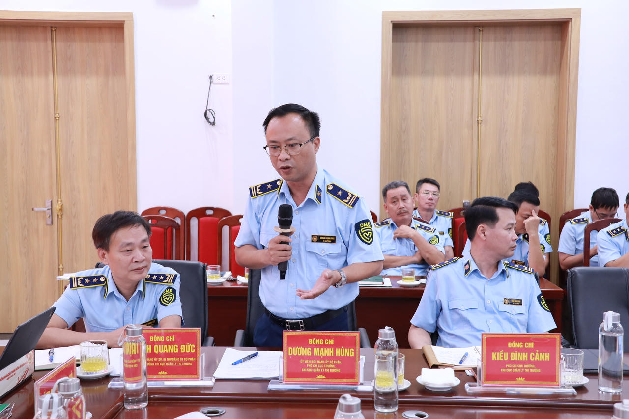 Chi cục QLTT TP Hà Nội tập trung kiểm soát thị trường những tháng cuối năm