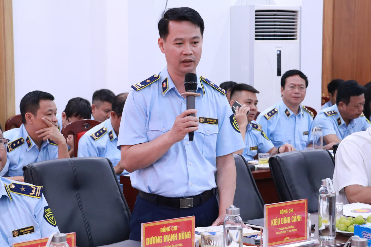 Chi cục QLTT TP Hà Nội tập trung kiểm soát thị trường những tháng cuối năm