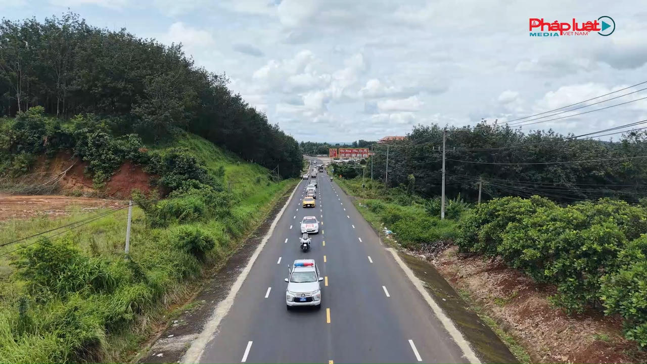 Caravan mùa 4: “Vững tay lái – Sáng đường biên” hành trình ngày thứ nhất chinh phục cung đường gần 200km Caravan mùa 4: “Vững tay lái – Sáng đường biên” hành trình ngày thứ nhất chinh phục cung đường gần 200km