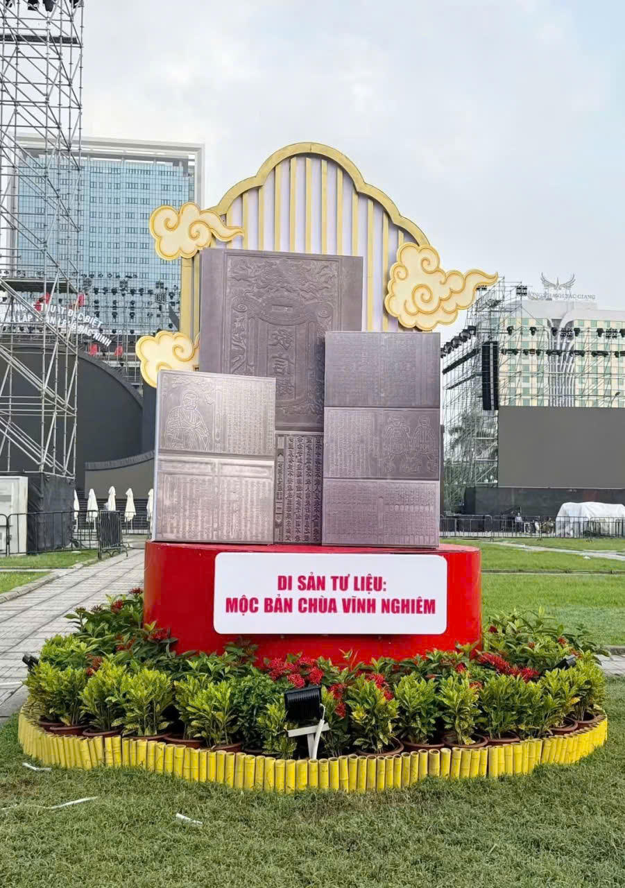 Mô hình di sản tư liệu mộc bản chùa Vĩnh Nghiêm.