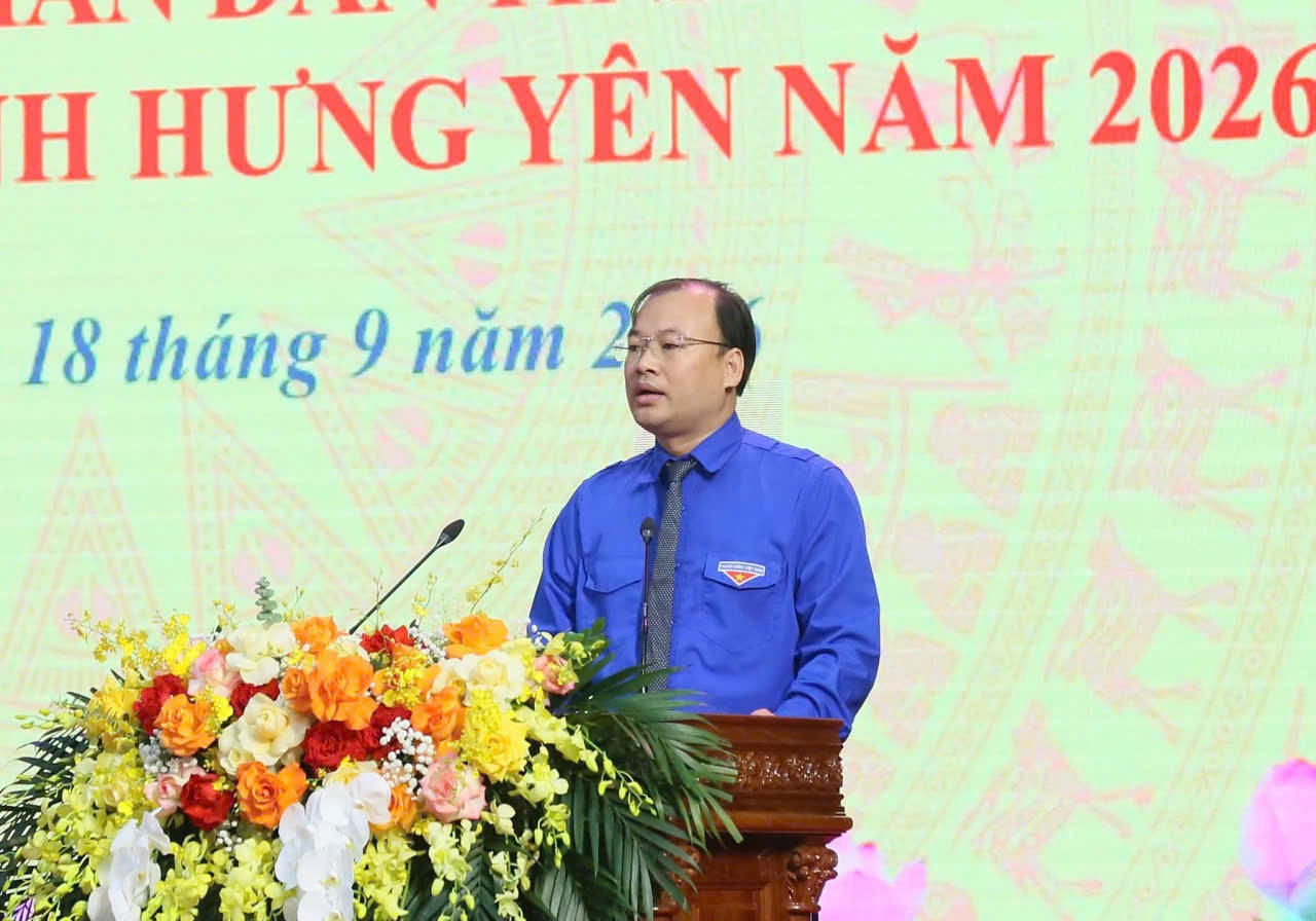 Bí thư Tỉnh đoàn Hưng Yên Thiệu Minh Quỳnh phát biểu tại Hội nghị (Ảnh: Vũ Hùng)