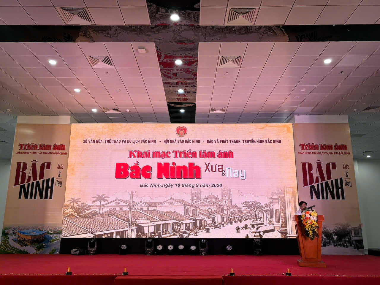 Khai mạc triển lãm ảnh “Bắc Ninh xưa và nay” 