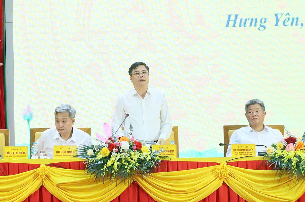 Phó Chủ tịch UBND tỉnh Phạm Văn Nghiêm phát biểu tại Hội nghị (Ảnh: Vũ Hùng)