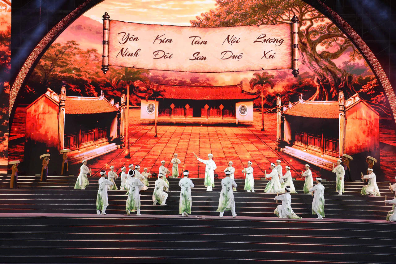  Bắc Ninh - Kinh Bắc hiện lên là vùng đất “địa linh nhân kiệt”, giàu truyền thống văn hiến.