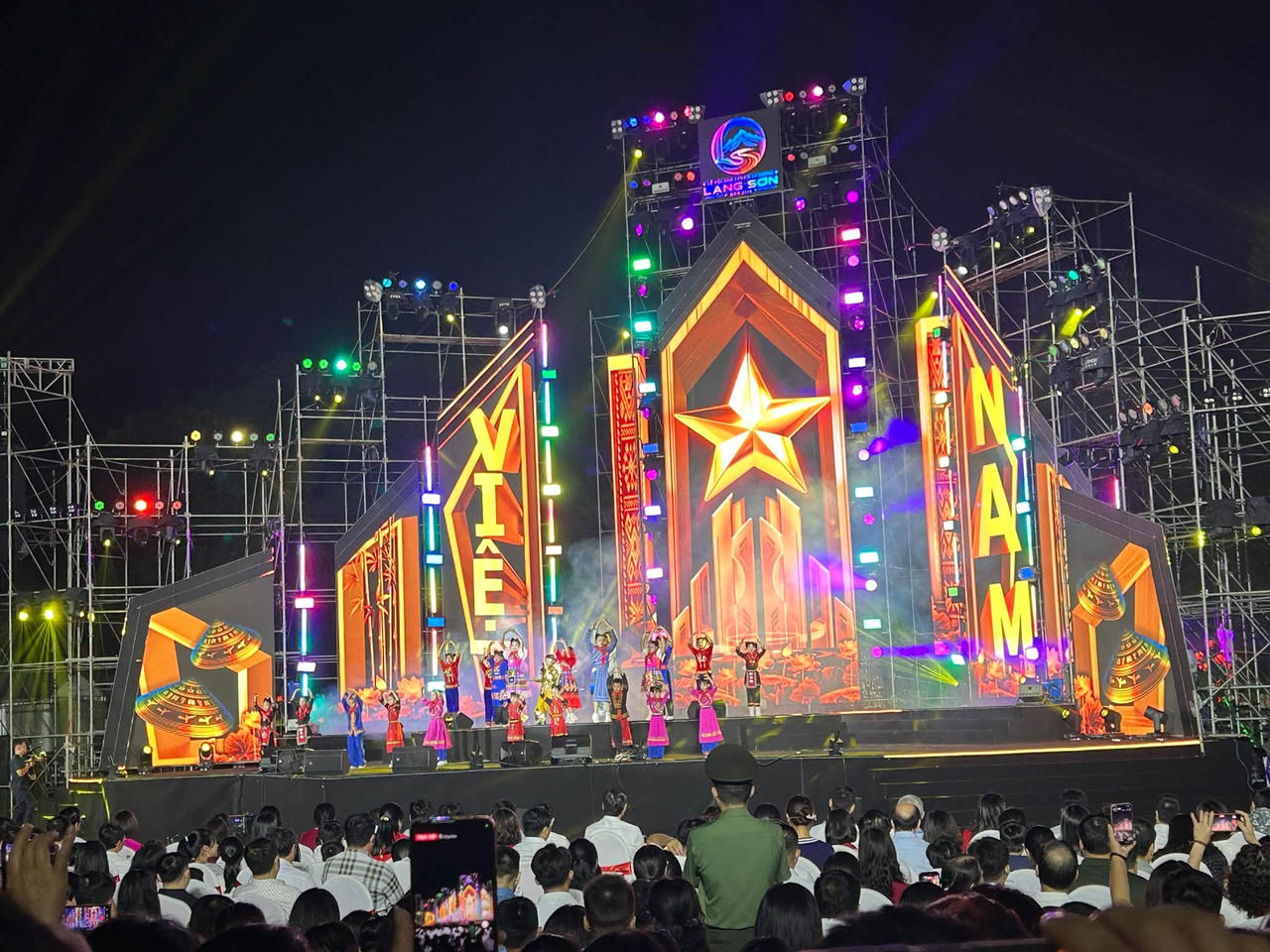 Tưng bừng Lễ hội Ánh sáng biên cương tỉnh Lạng Sơn 2026