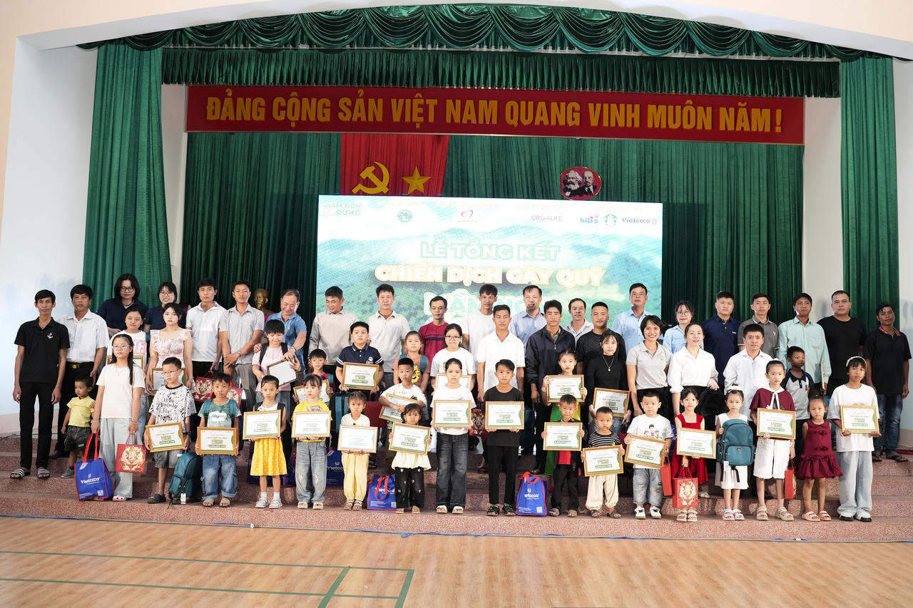 Trao học bổng “Mầm non của rừng” để bồi dưỡng thế hệ tiếp nối bảo vệ thiên nhiên Trao học bổng “Mầm non của rừng” để bồi dưỡng thế hệ tiếp nối bảo vệ thiên nhiên