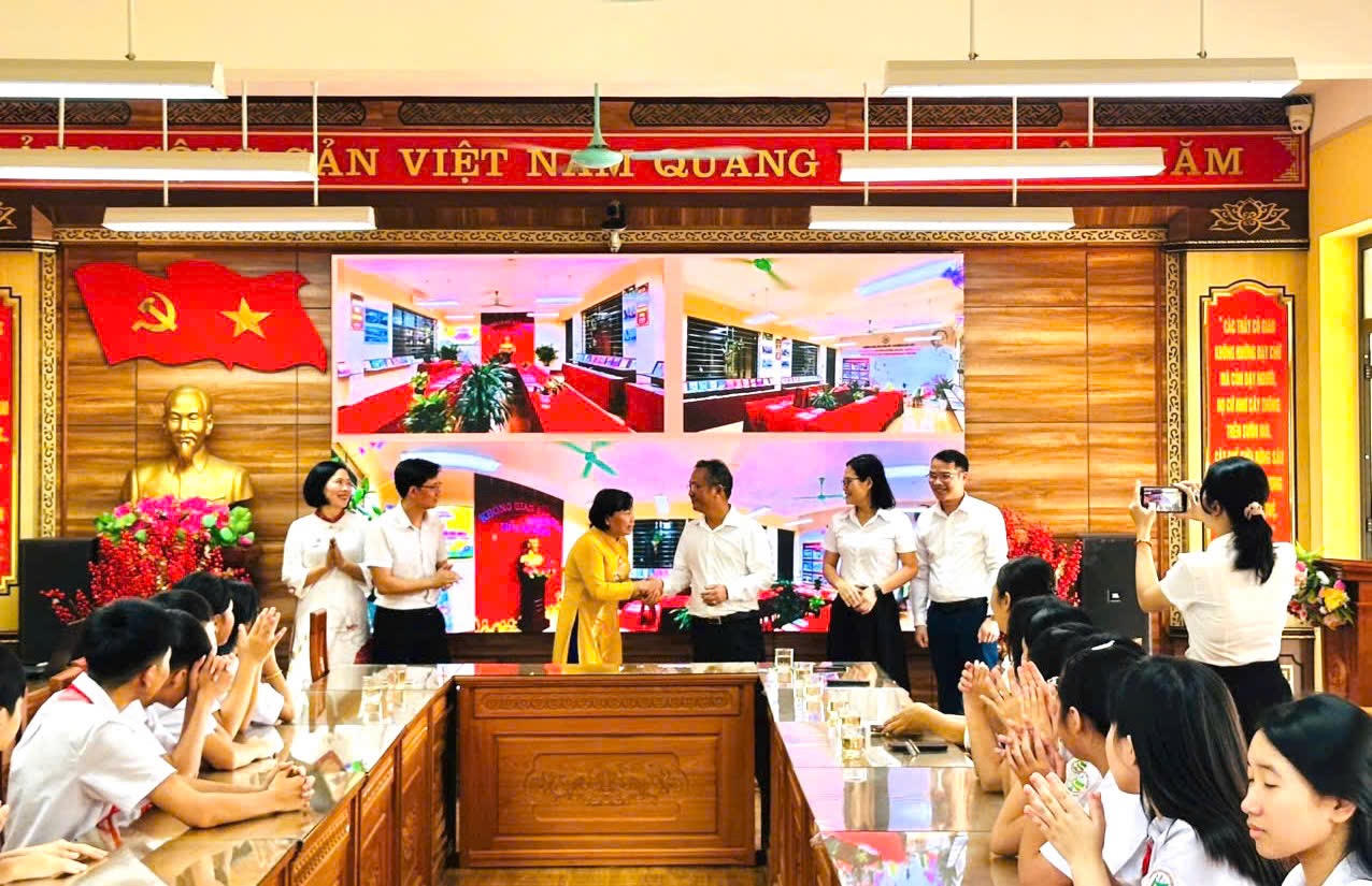 Lào Cai ra mắt Không gian văn hóa Hồ Chí Minh trong trường học