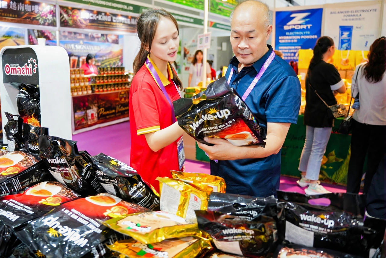 Khách quốc tế lựa chọn sản của của MCH.