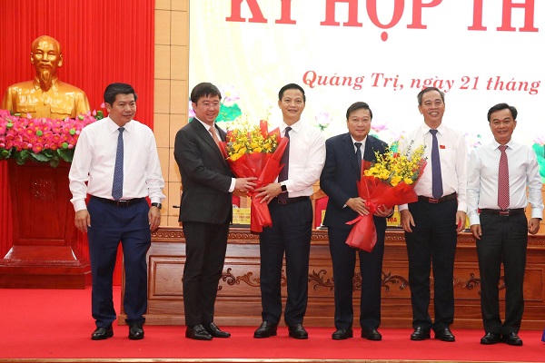 Ông Bùi Hoàng Phương được bầu giữ chức Chủ tịch UBND tỉnh Quảng Trị