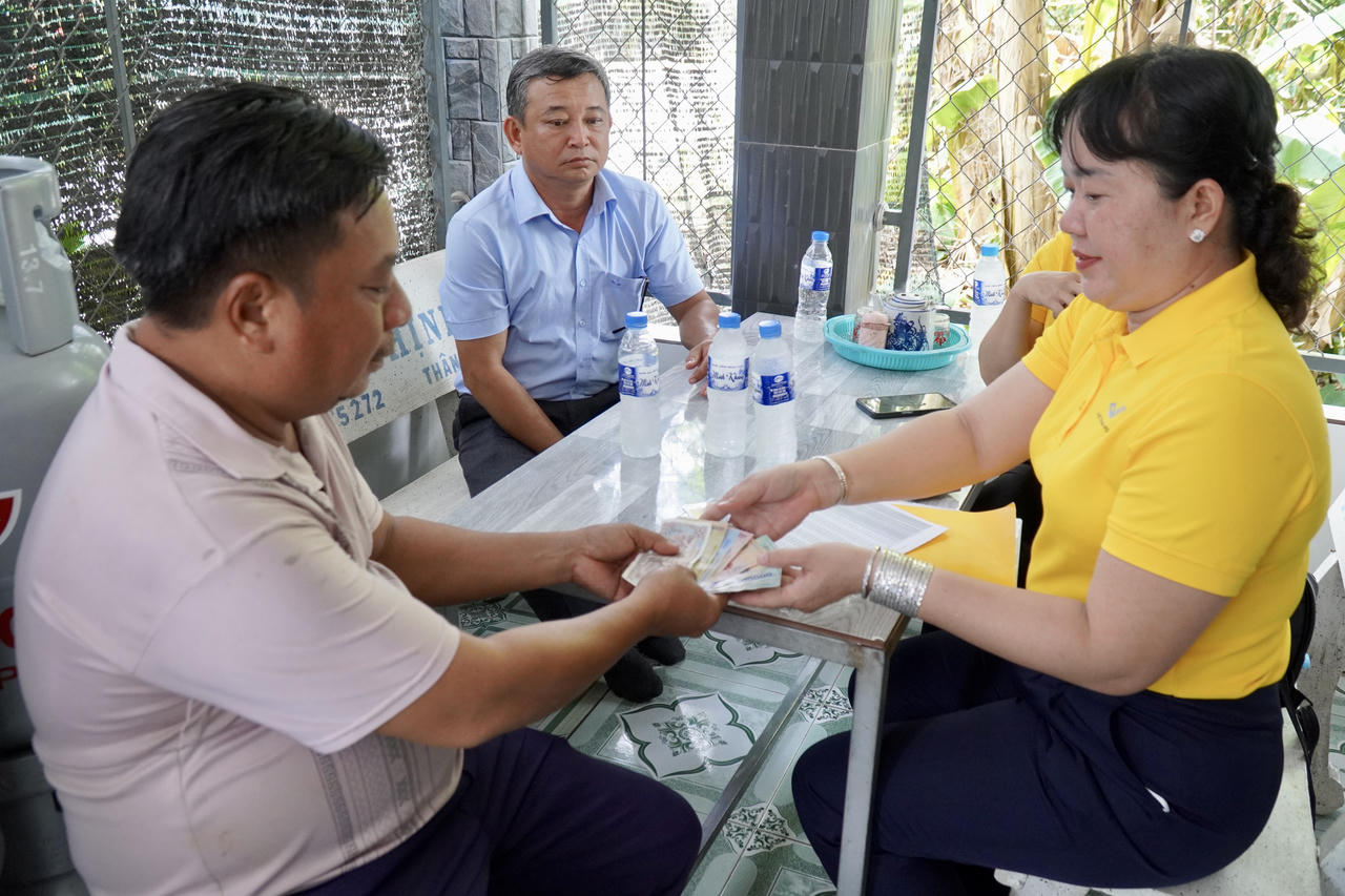 Đồng Tháp: Hai vai trò trên một hành trình đưa chính sách BHXH đến người dân