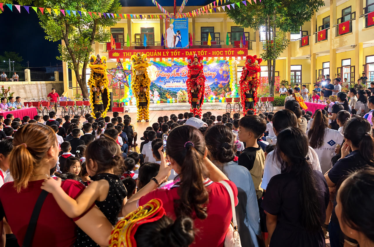 “Trăng ấm Đồng Quặng” mang niềm vui Trung thu đến trẻ em vùng cao