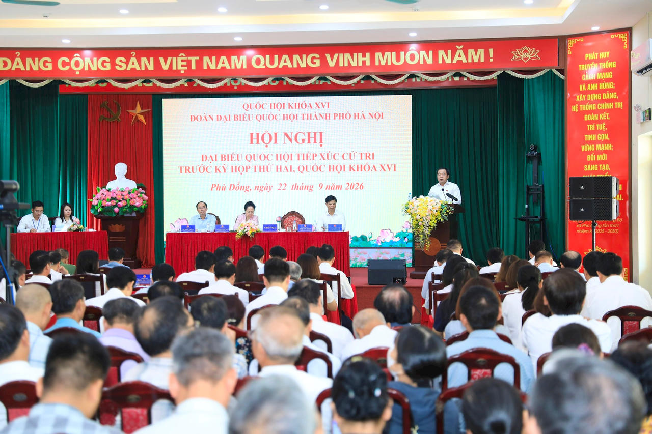 Quang cảnh hội nghị tại xã Phù Đổng. Ảnh: Quang Thái